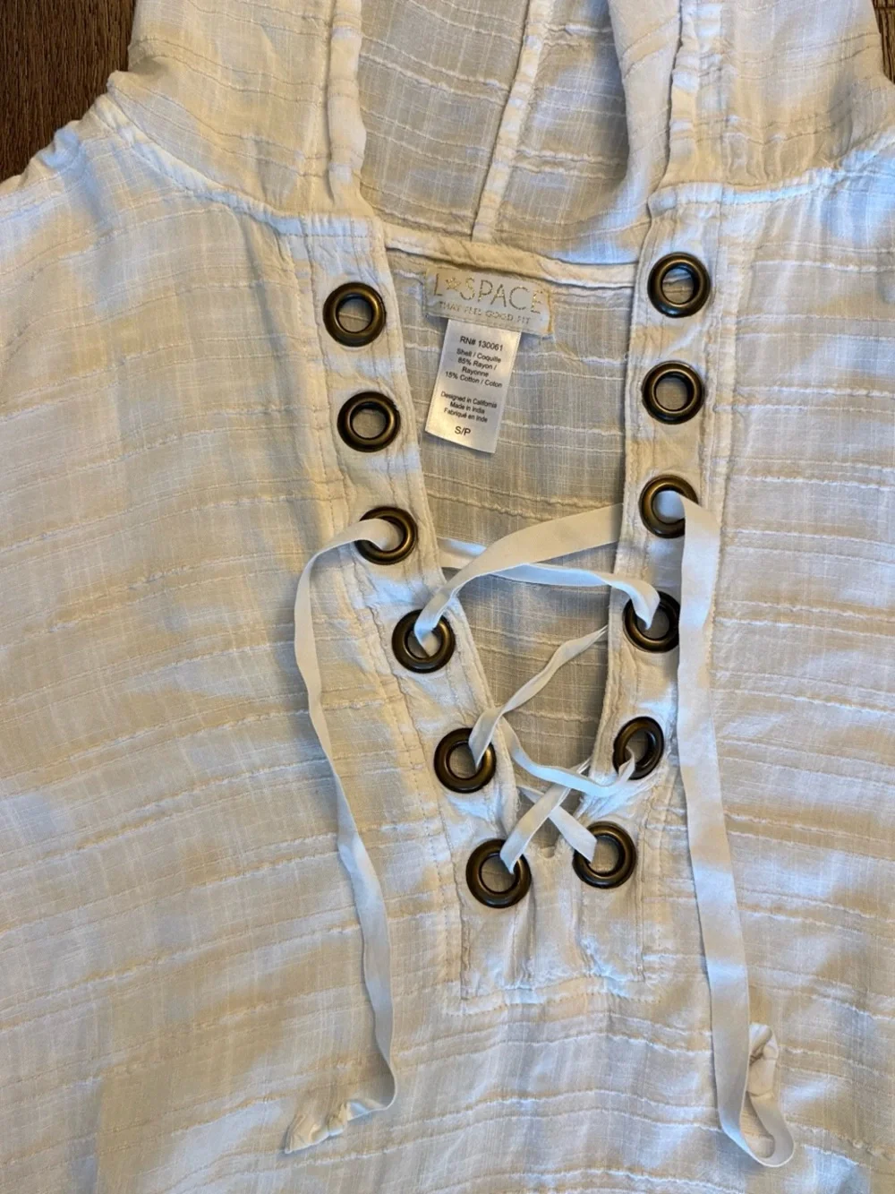 l*space Cream Lace-Up Hooded Top, cover-up with Grommet Detail size small